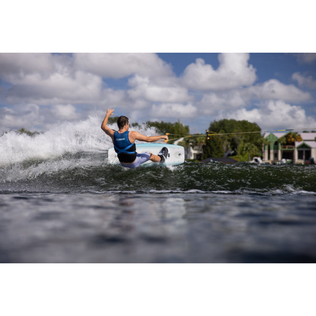 Connelly Steel Men's Wakeboard Motion