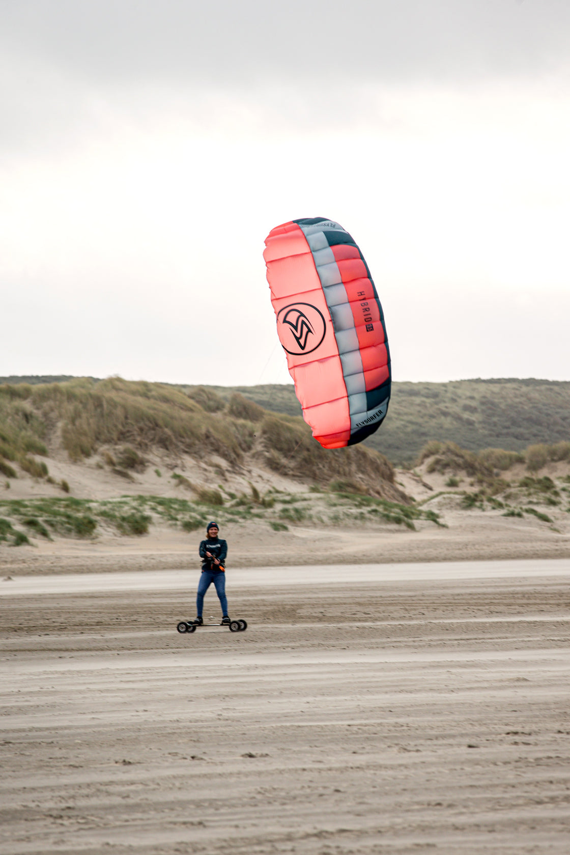Flysurfer Hybrid Kitesurfing Kite Sand